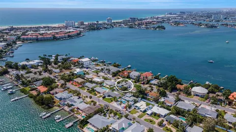 1215 Boca Ciega Isle Dr, Saint Pete Beach, FL 33706