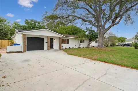 3668 60th St N, Saint Petersburg, FL 33710
