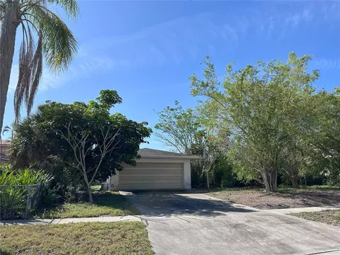 7701 Portosueno Ave, Bradenton, FL 34209