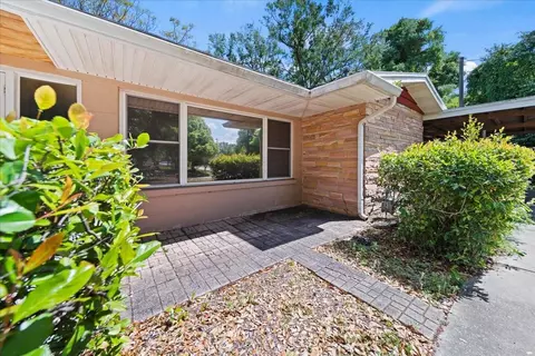 14 Golfview Cir NE, Winter Haven, FL 33881