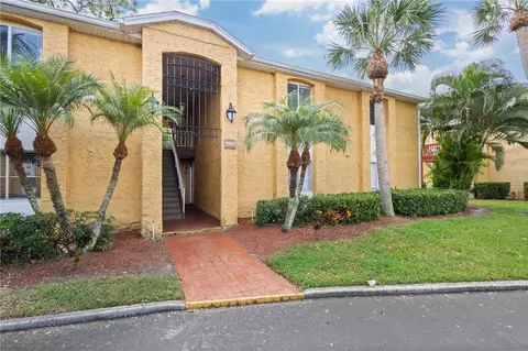 1967 Toucan Way #203, Sarasota, FL 34232
