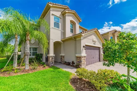 30964 Lindentree Dr, Wesley Chapel, FL 33543