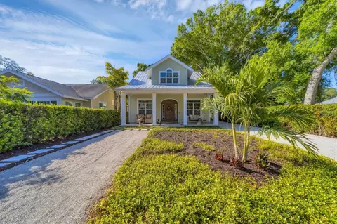 2280 Arlington St, Sarasota, FL 34239