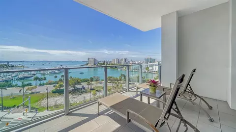 1155 N Gulfstream Ave #707, Sarasota, FL 34236