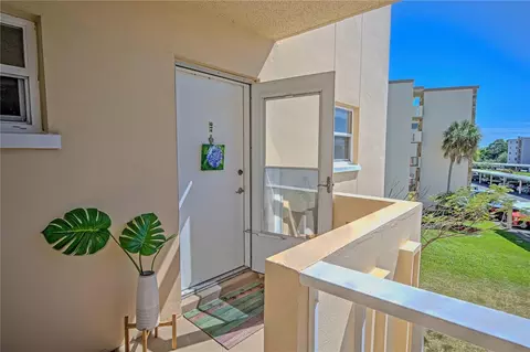 4040 Ironwood Cir #306F, Bradenton, FL 34209