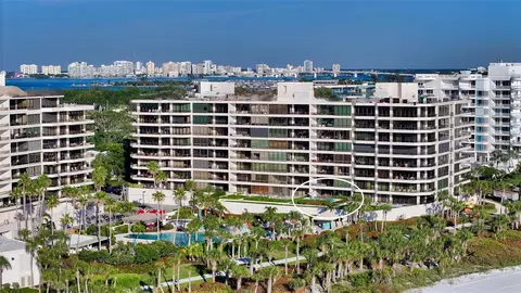 535 Sanctuary Dr #C107, Longboat Key, FL 34228