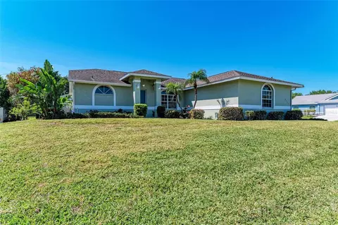 3029 10th St W, Palmetto, FL 34221