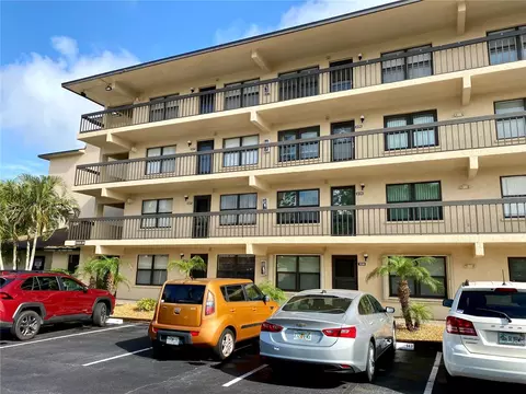 435 30th Ave W #D207, Bradenton, FL 34205