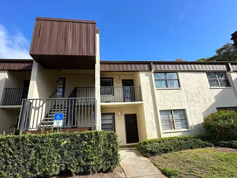 2400 Winding Creek Blvd #14-204, Clearwater, FL 33761