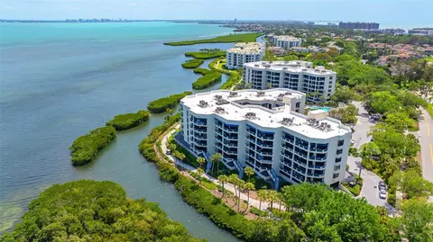 2120 Harbourside Dr #657, Longboat Key, FL 34228