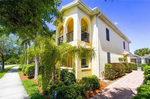 1563 Dorgali Dr, Sarasota, FL 34238