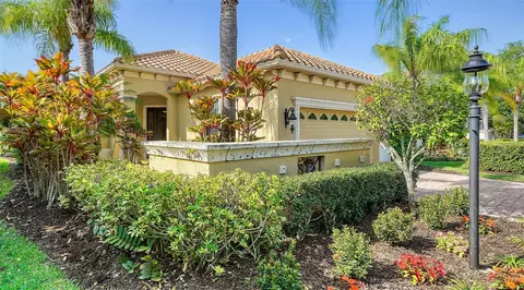 7314 Wexford Ct, Lakewood Ranch, FL 34202