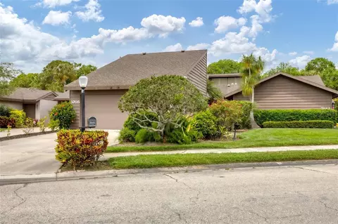 5705 Doral Dr, Sarasota, FL 34243