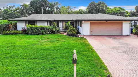 6903 7th Avenue Blvd NW, Bradenton, FL 34209