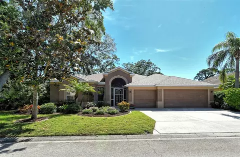 711 Cedarcrest Ct, Sarasota, FL 34232