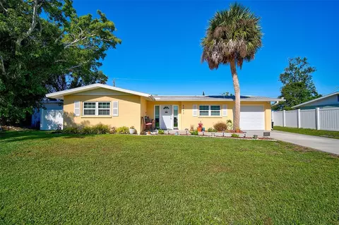 6242 Nutmeg Ave, Sarasota, FL 34231