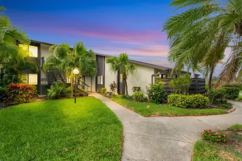 5400 34th St W #E15, Bradenton, FL 34210
