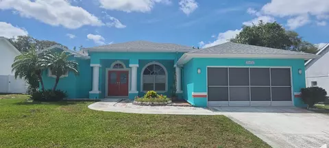 10402 Countrywood Ln, Hudson, FL 34667