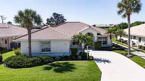 8278 Lakeside Dr, Englewood, FL 34224