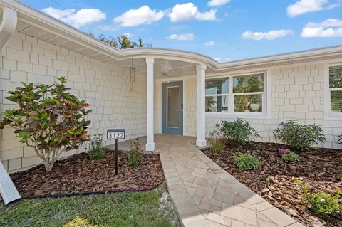 3122 Regatta Cir, Sarasota, FL 34231