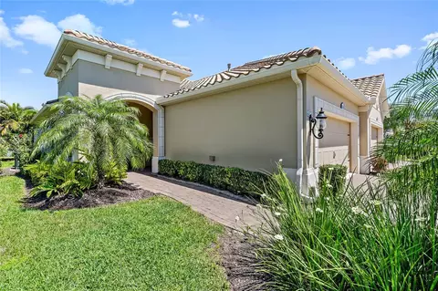11540 Okaloosa Dr, Venice, FL 34293
