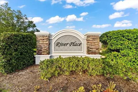 6925 74th Street Cir E, Bradenton, FL 34203