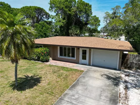6015 Carlton Ave, Sarasota, FL 34231