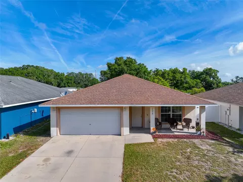 11214 Hidden Breeze Dr, Wimauma, FL 33598