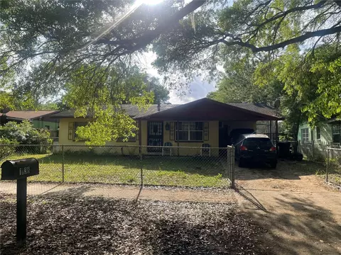 1138 NE 25th St, Gainesville, FL 32641