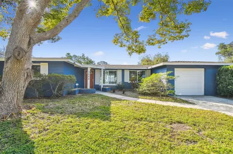 3064 Goodwater St, Sarasota, FL 34231