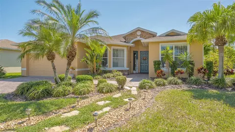 6655 37th St E, Sarasota, FL 34243