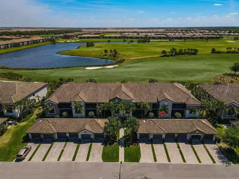 5548 Palmer Cir #105, Bradenton, FL 34211
