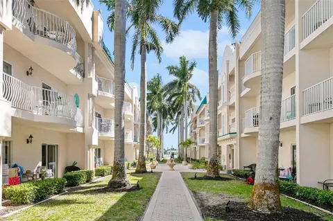 5961 Midnight Pass Rd #303, Sarasota, FL 34242
