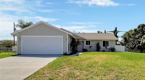 207 Abalone Rd, Venice, FL 34293