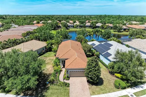 14325 Stirling Dr, Lakewood Ranch, FL 34202