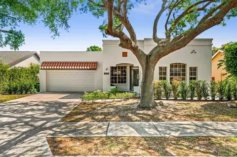 2376 Burton Ln, Sarasota, FL 34239