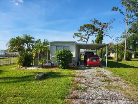 8410 Truman St, Englewood, FL 34224