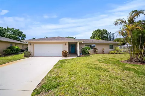 5809 2nd Ave W, Bradenton, FL 34209