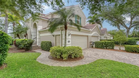 5218 Bouchard Cir #201, Sarasota, FL 34238