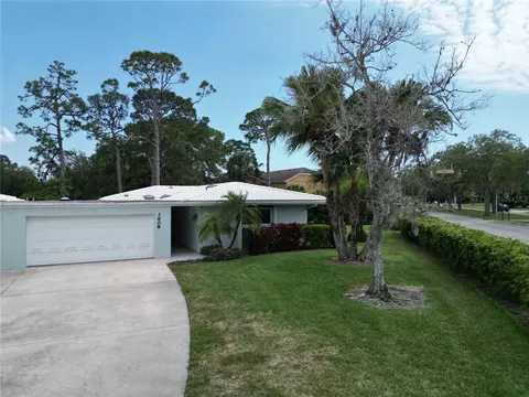 3608 Collins St #1224, Sarasota, FL 34232