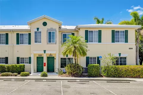 250 Cape Harbour Loop #106, Bradenton, FL 34212