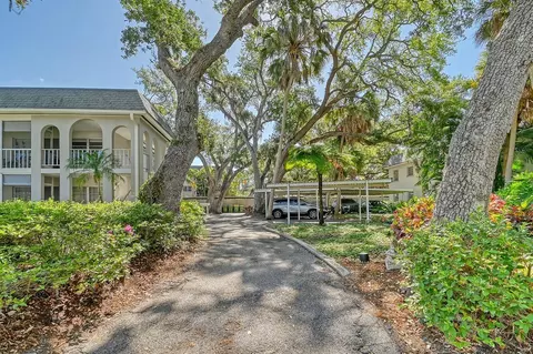 3711 Almeria Ave #4N, Sarasota, FL 34239