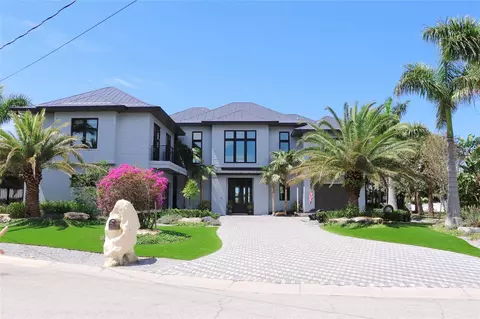 603 Crestwood Ln, Holmes Beach, FL 34217