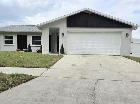 8625 Woodcrest Dr, Port Richey, FL 34668
