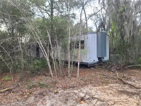 15281 NE 236th St, Fort Mc Coy, FL 32134