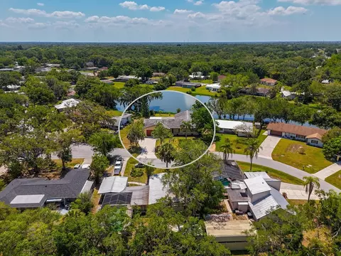 5337 San Juan Dr, Sarasota, FL 34235