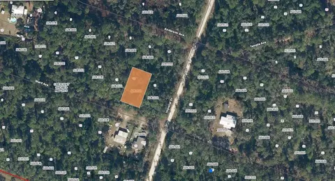 228 Ward Ave, Crescent City, FL 32112