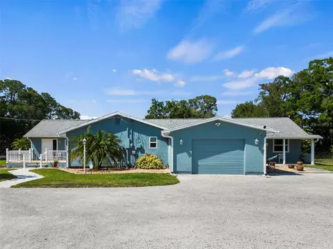 904 Simmons Ave, Sarasota, FL 34232