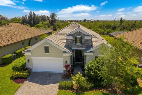 445 Wildlife Gln, Bradenton, FL 34209