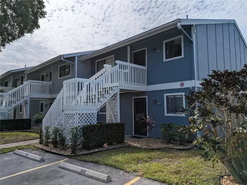 6033 34th St W #110, Bradenton, FL 34210